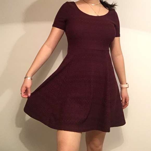 H&M Maroon Flare Dress - Picture 2 of 8